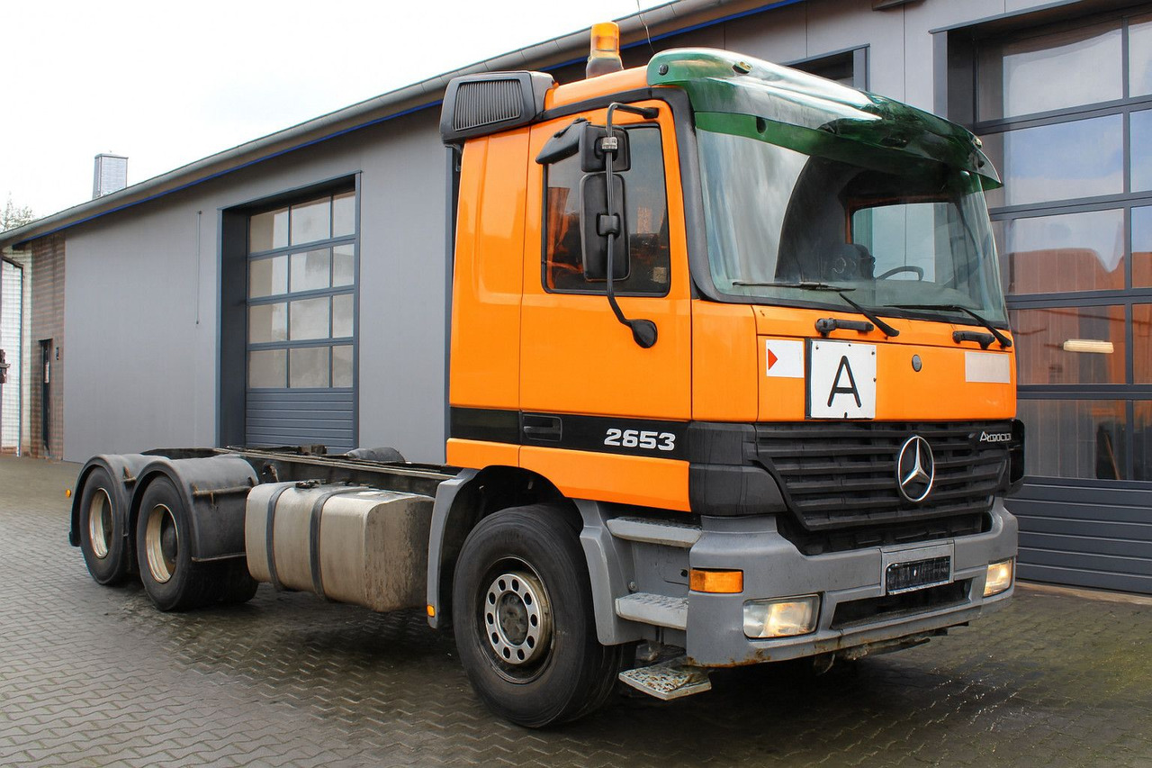 Mercedes-Benz Actros 2653 V8 6x4 Blatt-Luft EPS *clutch* - Шаси кабина: снимка 1 Mercedes-Benz Actros 2653 V8 6x4 Blatt-Luft EPS *clutch* - Шаси кабина: снимка 1