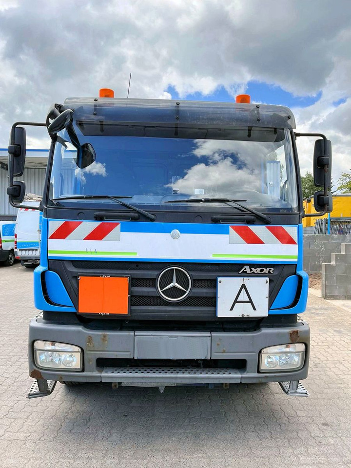 Mercedes-Benz Axor 1833 Müller 9,5m³ Saug u.Druck+HD-Spül +ADR - Каналопочистваща машина: снимка 3 Mercedes-Benz Axor 1833 Müller 9,5m³ Saug u.Druck+HD-Spül +ADR - Каналопочистваща машина: снимка 3