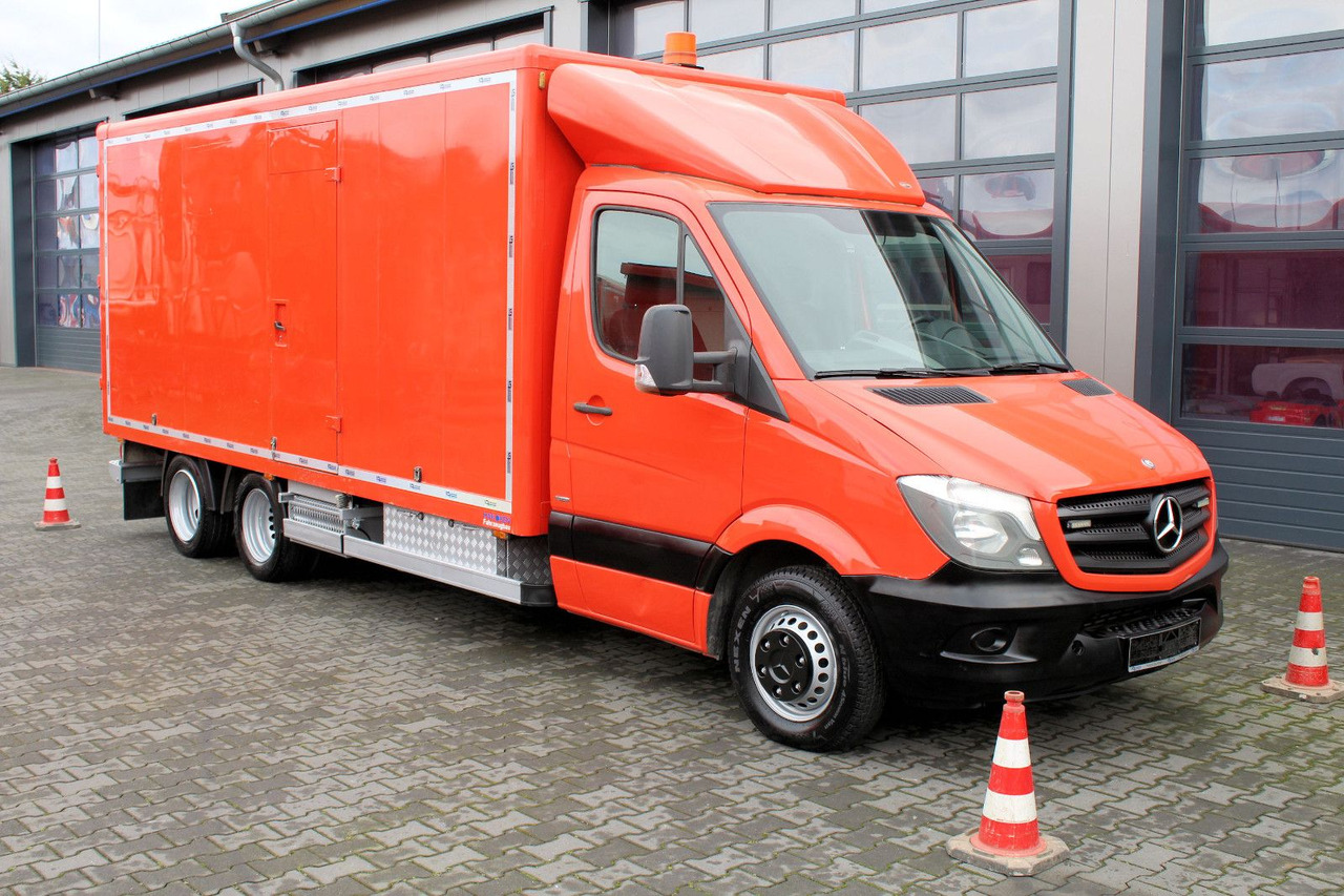 Mercedes-Benz Sprinter 719 V6 CDI 2m³HD-Spül+IBAK TV-Kanal 3D - Каналопочистваща машина: снимка 2 Mercedes-Benz Sprinter 719 V6 CDI 2m³HD-Spül+IBAK TV-Kanal 3D - Каналопочистваща машина: снимка 2