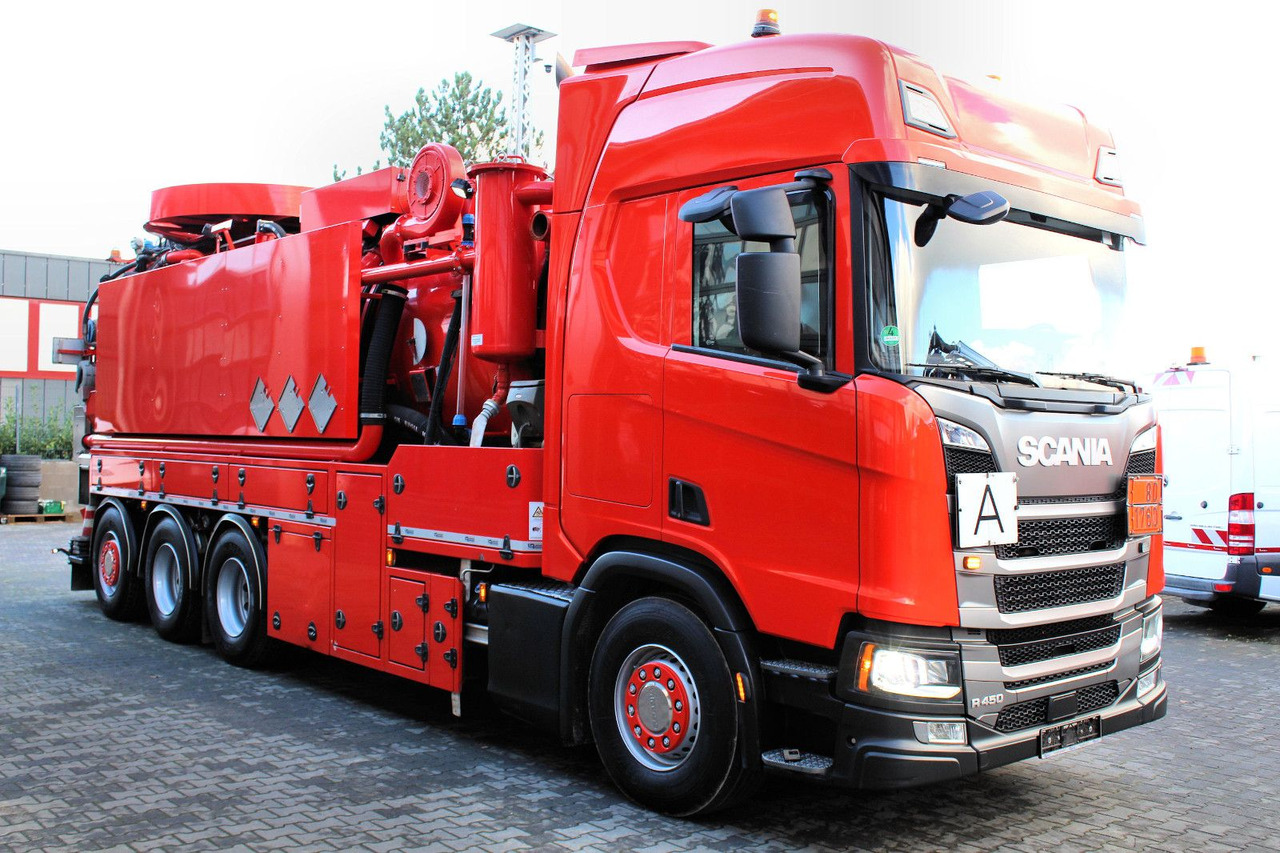Scania R450 8x4 Kroll 19m³ W-Rückgewinner Kombi-HD +ADR - Каналопочистваща машина: снимка 4 Scania R450 8x4 Kroll 19m³ W-Rückgewinner Kombi-HD +ADR - Каналопочистваща машина: снимка 4