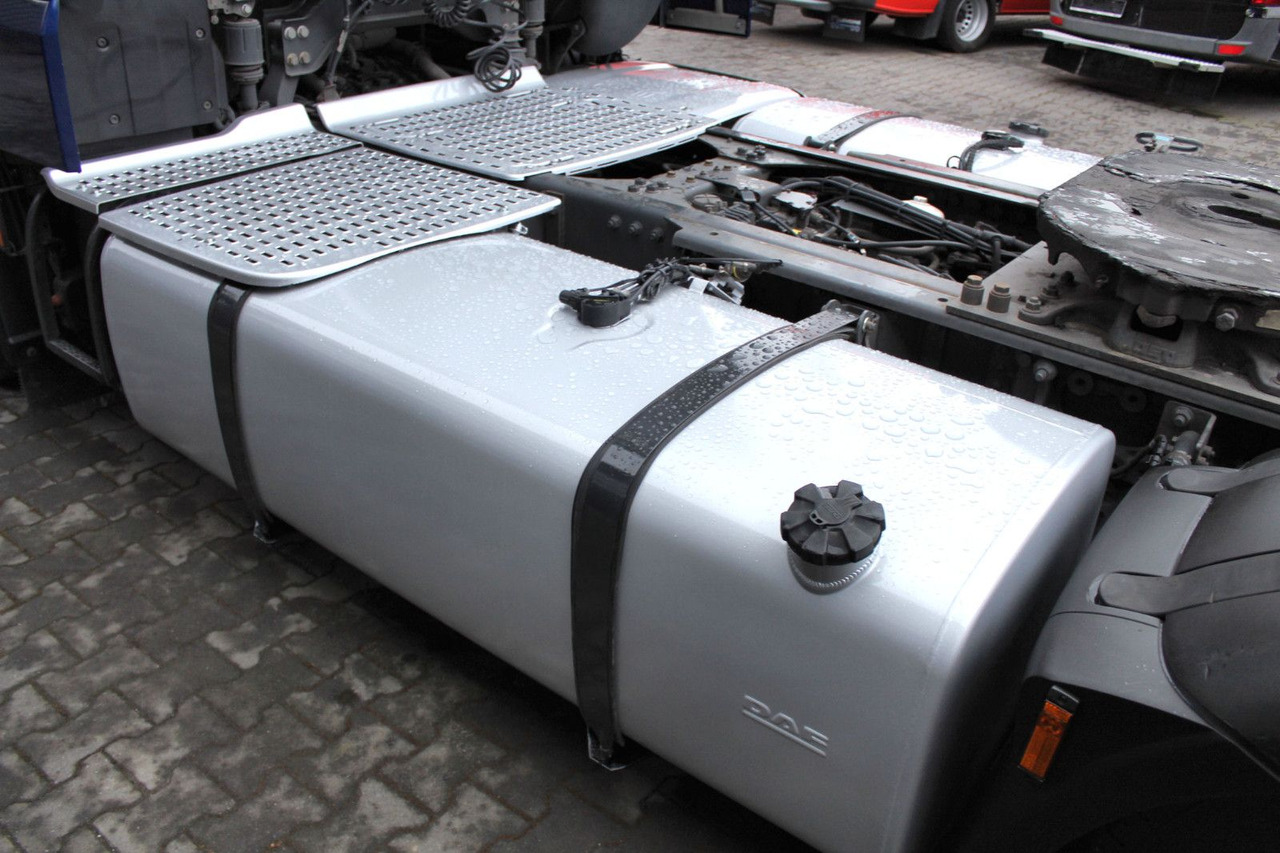 Влекач DAF XF 480 FT 4x2 SZM Lowliner !!! TOP !!!: снимка 7 Влекач DAF XF 480 FT 4x2 SZM Lowliner !!! TOP !!!: снимка 7