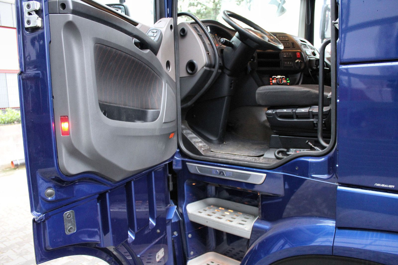 Влекач DAF XF 480 FT 4x2 SZM Lowliner !!! TOP !!!: снимка 9 Влекач DAF XF 480 FT 4x2 SZM Lowliner !!! TOP !!!: снимка 9