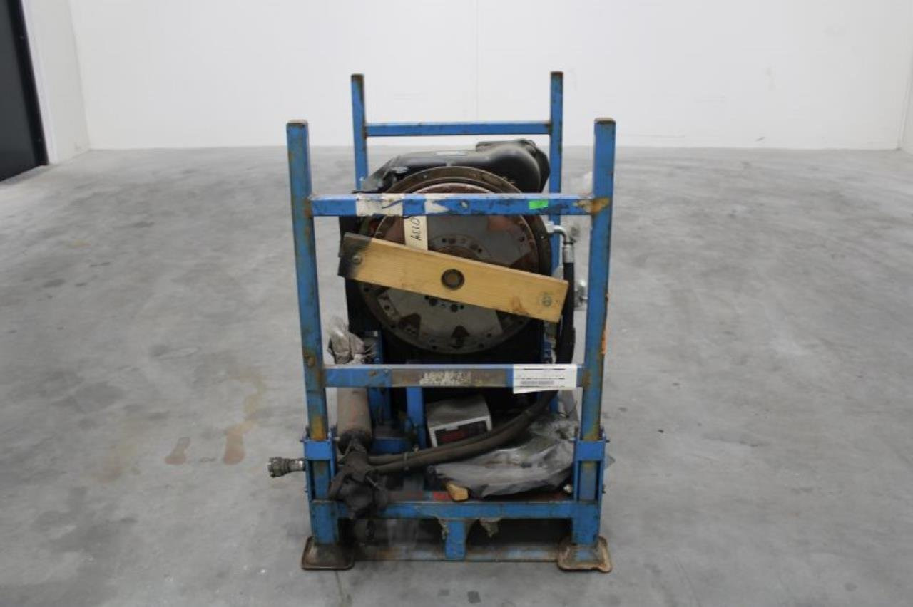 Dana 13.9TE10319-25 - Трансмисия за Подемно-транспортна техника: снимка 3 Dana 13.9TE10319-25 - Трансмисия за Подемно-транспортна техника: снимка 3