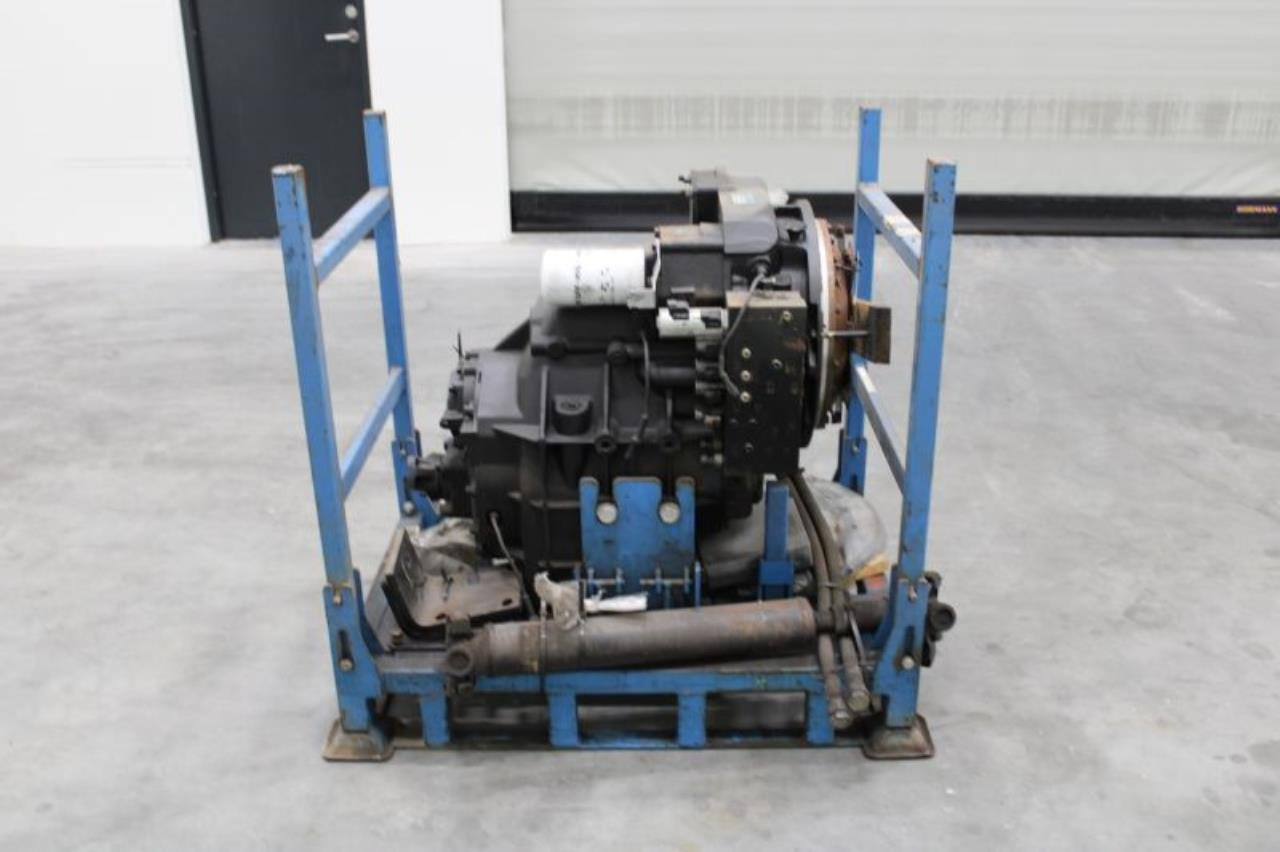 Dana 13.9TE10319-25 - Трансмисия за Подемно-транспортна техника: снимка 2 Dana 13.9TE10319-25 - Трансмисия за Подемно-транспортна техника: снимка 2