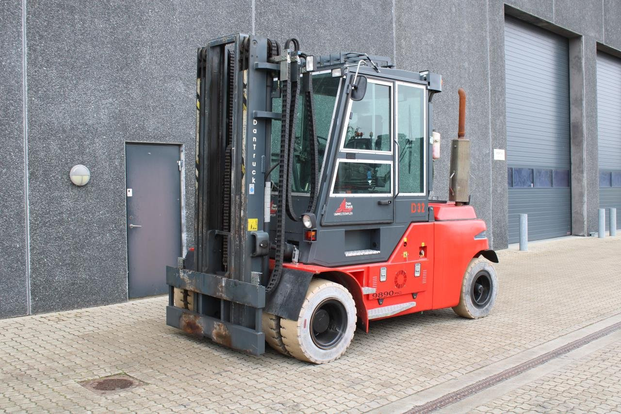 Dantruck 9890GD - Газокар: снимка 2 Dantruck 9890GD - Газокар: снимка 2