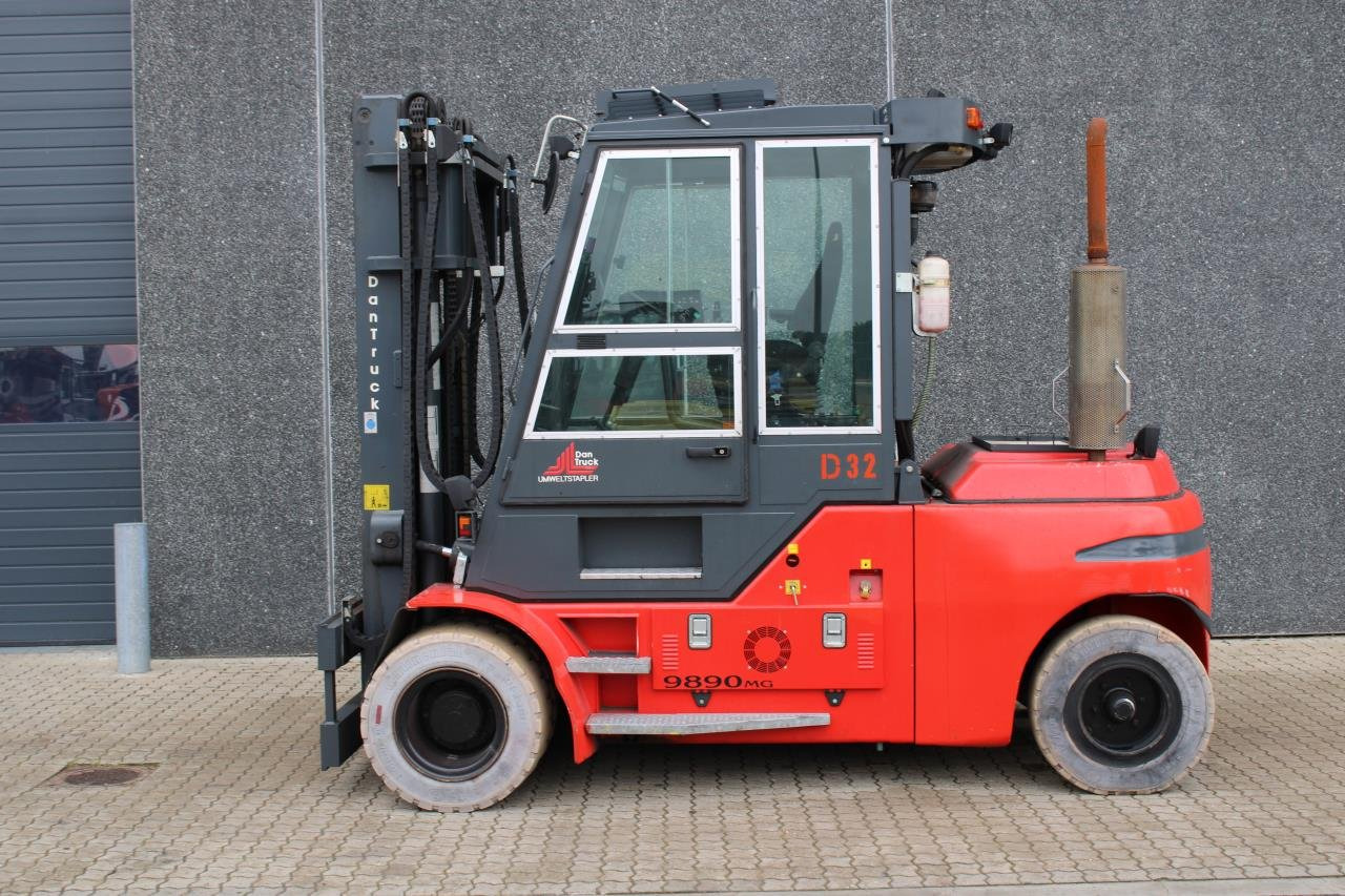 Dantruck 9890GD - Газокар: снимка 1 Dantruck 9890GD - Газокар: снимка 1