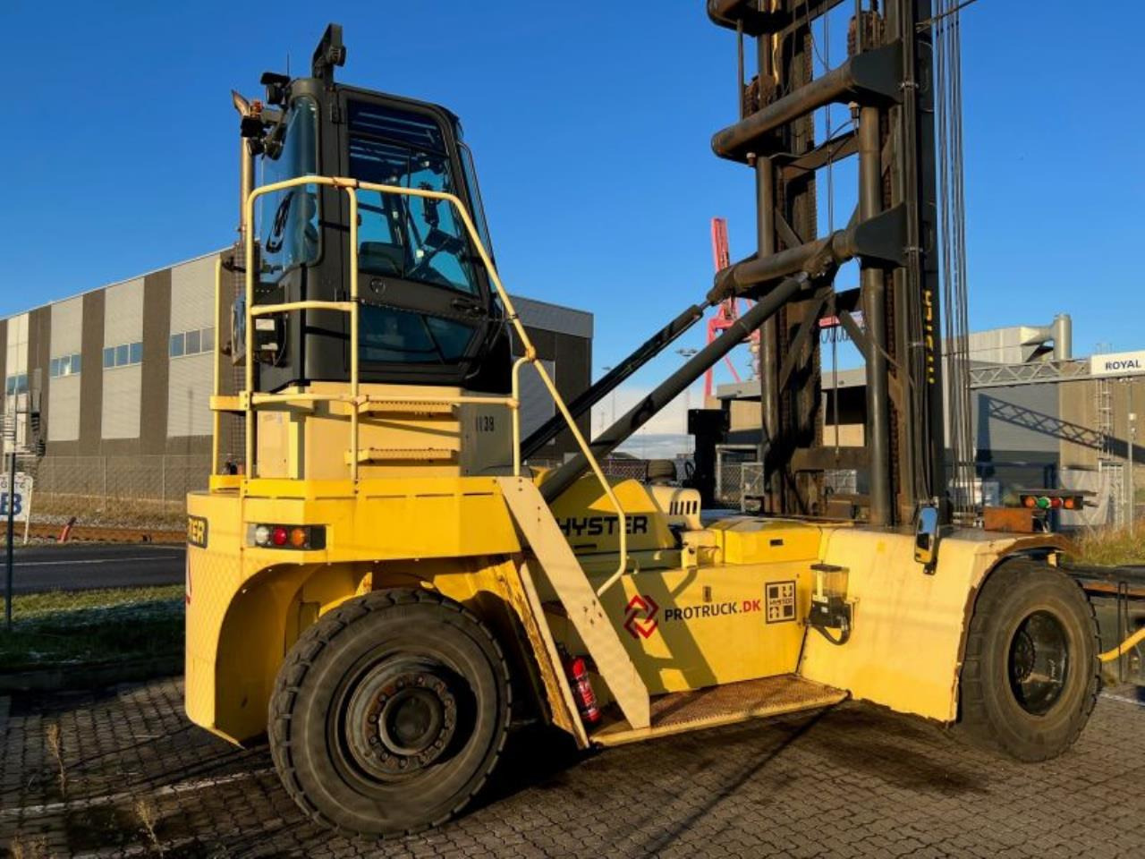 Hyster H16XM-12EC - Контейнерен товарач: снимка 3 Hyster H16XM-12EC - Контейнерен товарач: снимка 3