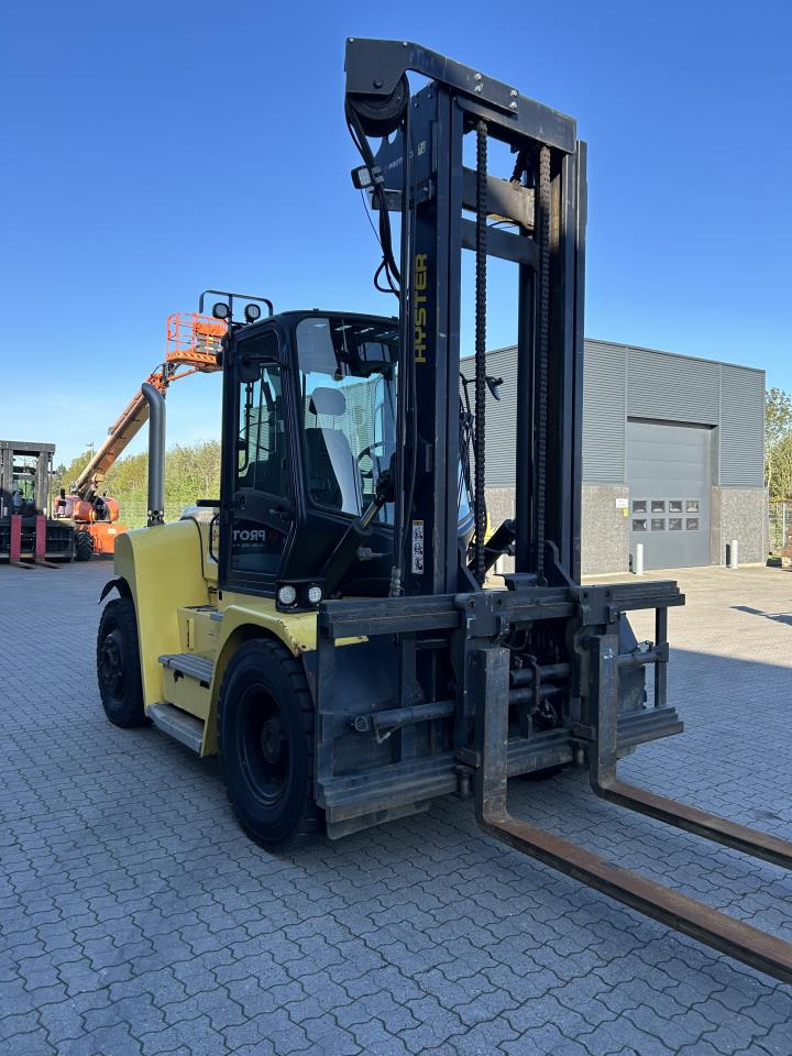 Hyster H9.00XM-6 - Дизелов мотокар: снимка 2 Hyster H9.00XM-6 - Дизелов мотокар: снимка 2