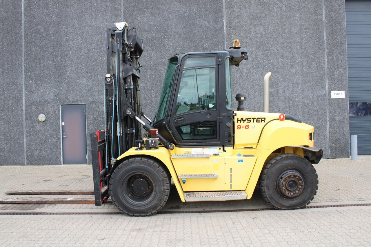 Hyster HYSTER H9.00XM-6 - Дизелов мотокар: снимка 1 Hyster HYSTER H9.00XM-6 - Дизелов мотокар: снимка 1