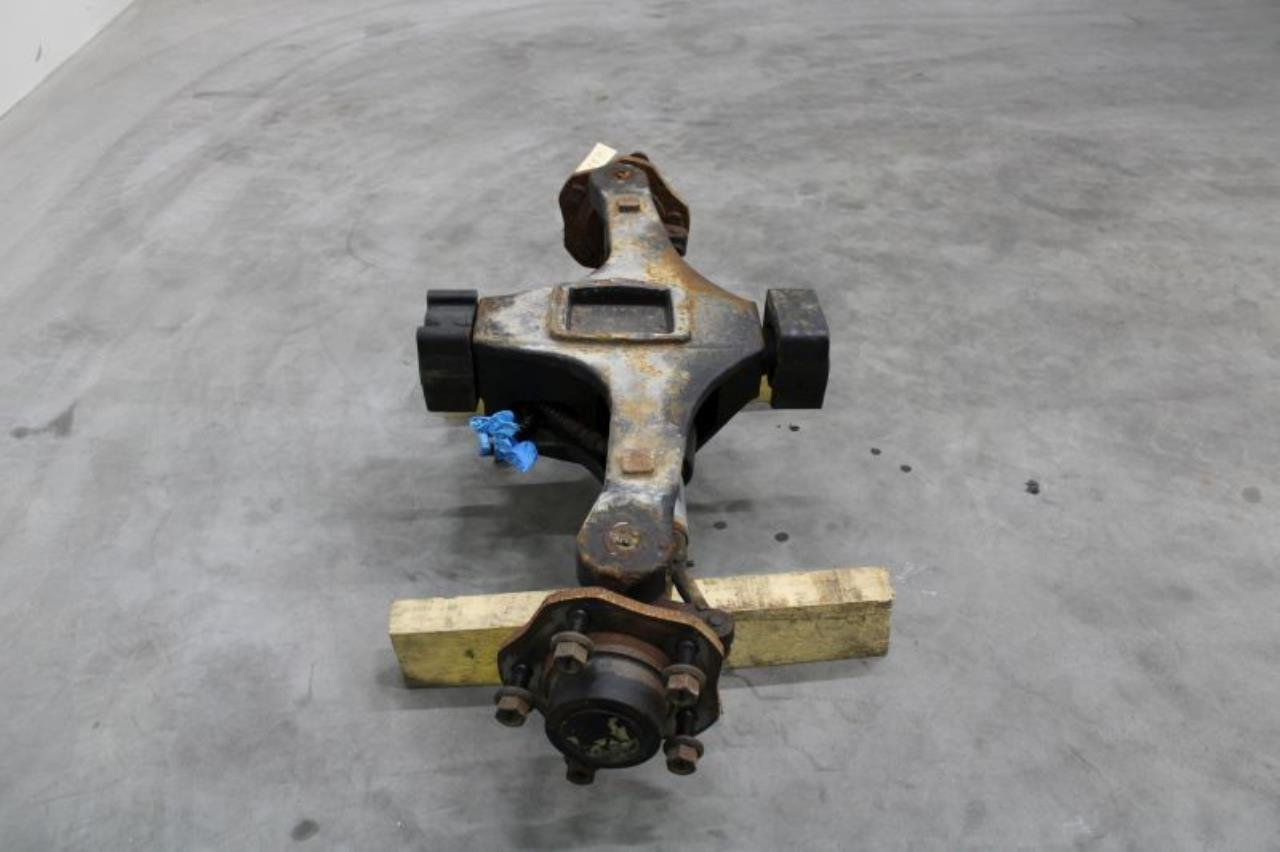 Hyster STEERING AXLE - Ос и части за Подемно-транспортна техника: снимка 3 Hyster STEERING AXLE - Ос и части за Подемно-транспортна техника: снимка 3