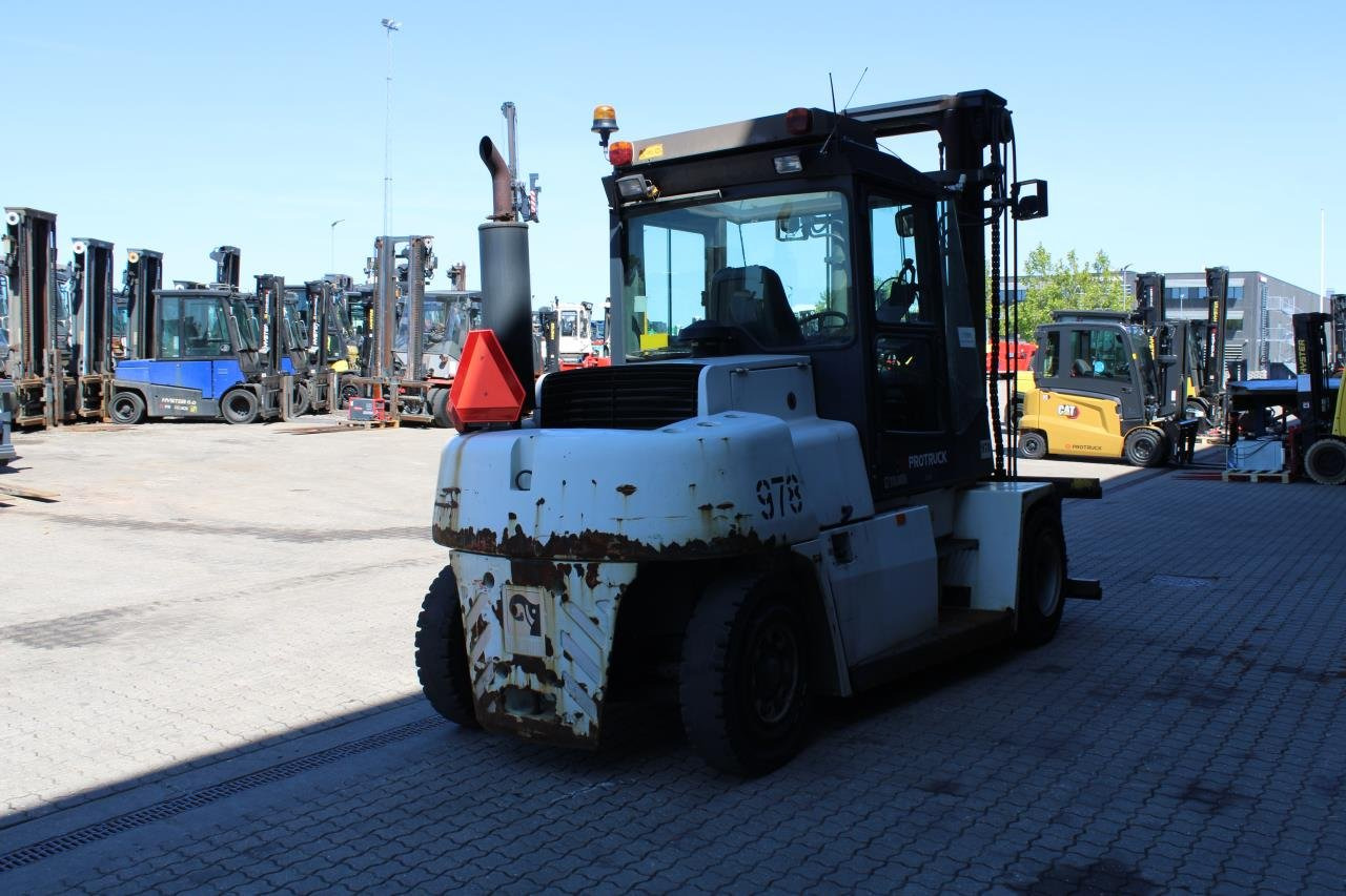 Kalmar DCE80-6 - Дизелов мотокар: снимка 3 Kalmar DCE80-6 - Дизелов мотокар: снимка 3