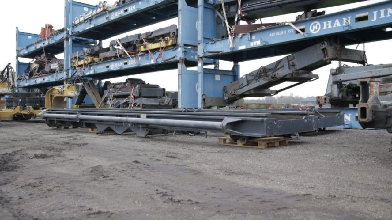 Kalmar DCF90-45ES - Контейнерен товарач: снимка 5 Kalmar DCF90-45ES - Контейнерен товарач: снимка 5