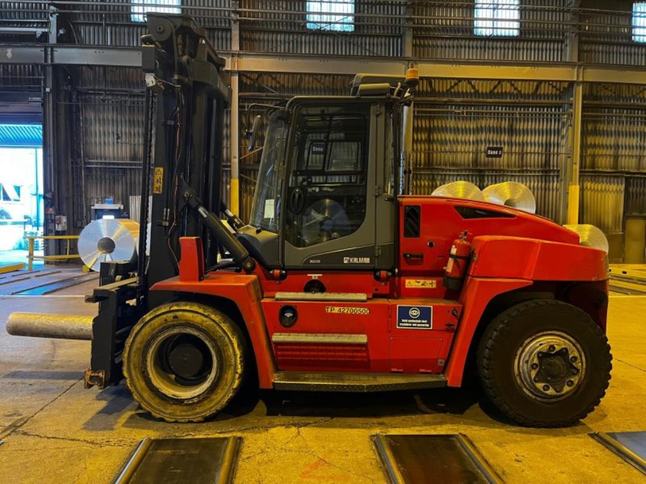 Kalmar DCG120-6 - Дизелов мотокар: снимка 1 Kalmar DCG120-6 - Дизелов мотокар: снимка 1
