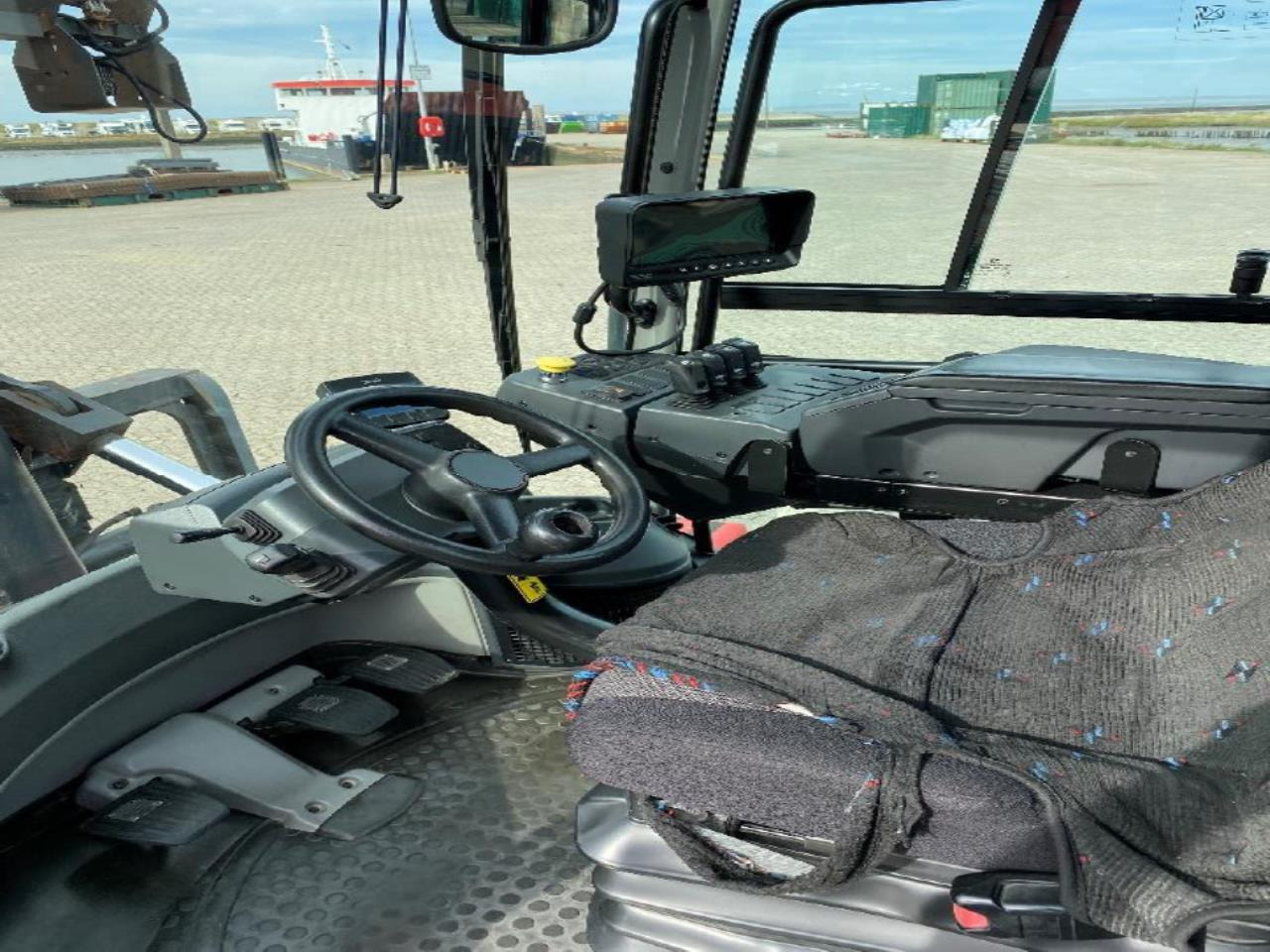 Kalmar DCG250-12 - Дизелов мотокар: снимка 4 Kalmar DCG250-12 - Дизелов мотокар: снимка 4