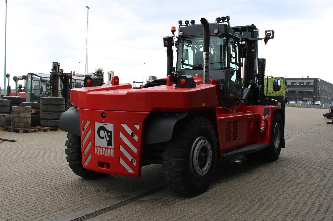 Kalmar DCG250-12 - Дизелов мотокар: снимка 3 Kalmar DCG250-12 - Дизелов мотокар: снимка 3