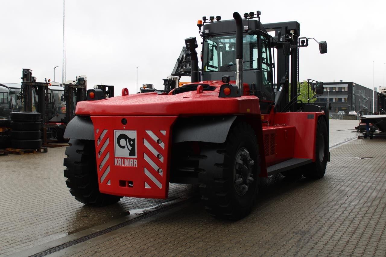Kalmar DCG330-12LB - Контейнерен товарач: снимка 3 Kalmar DCG330-12LB - Контейнерен товарач: снимка 3
