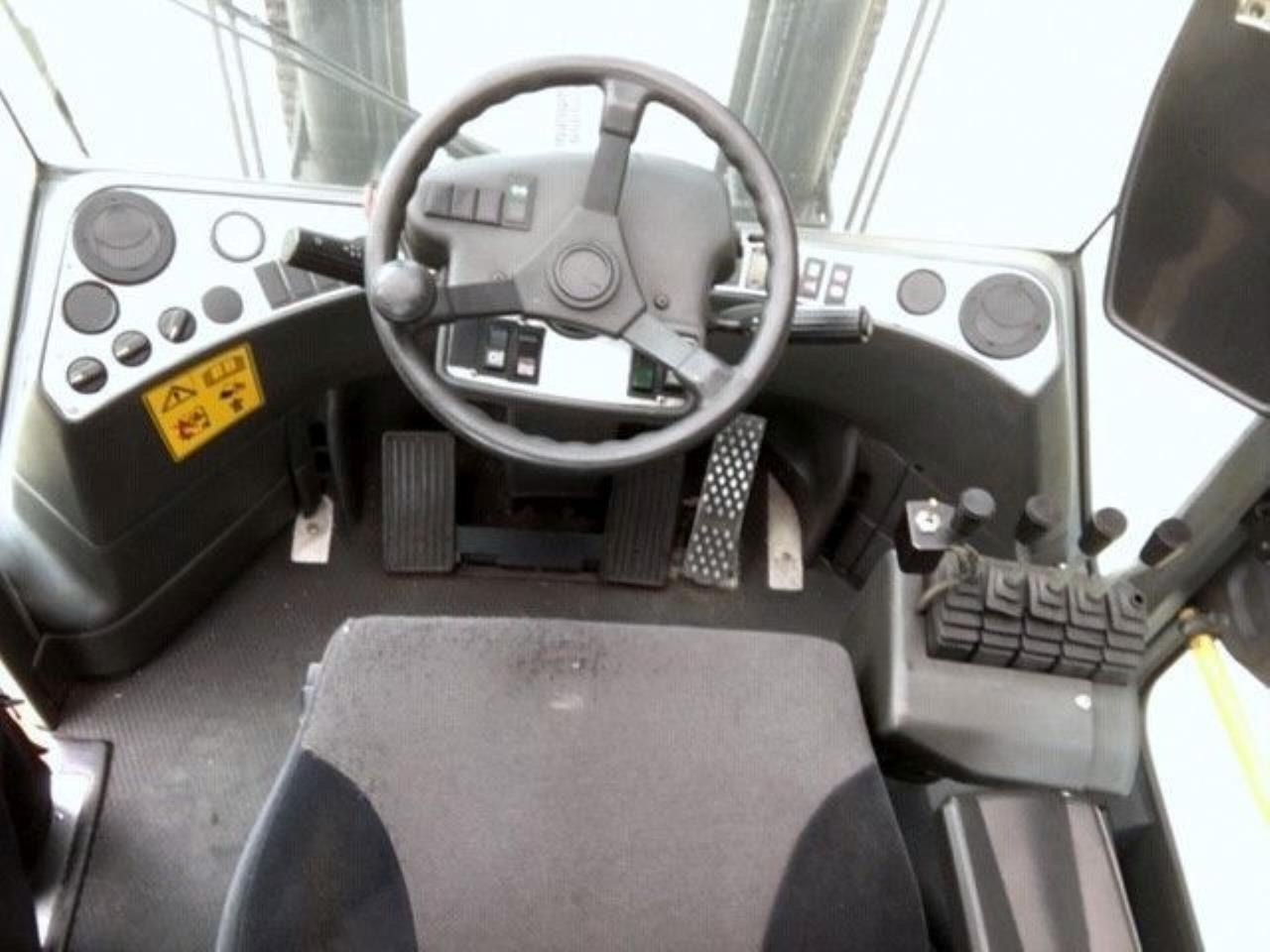 Kalmar ECD80-6 - Електрокар: снимка 4 Kalmar ECD80-6 - Електрокар: снимка 4