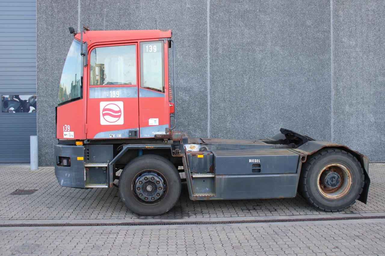 Kalmar TT618I - Терминален влекач: снимка 1 Kalmar TT618I - Терминален влекач: снимка 1