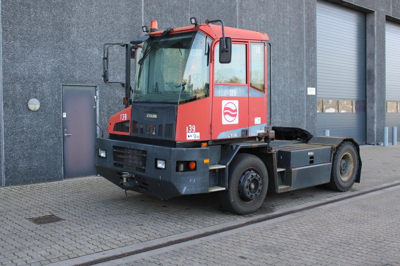 Kalmar TT618I - Терминален влекач: снимка 2 Kalmar TT618I - Терминален влекач: снимка 2