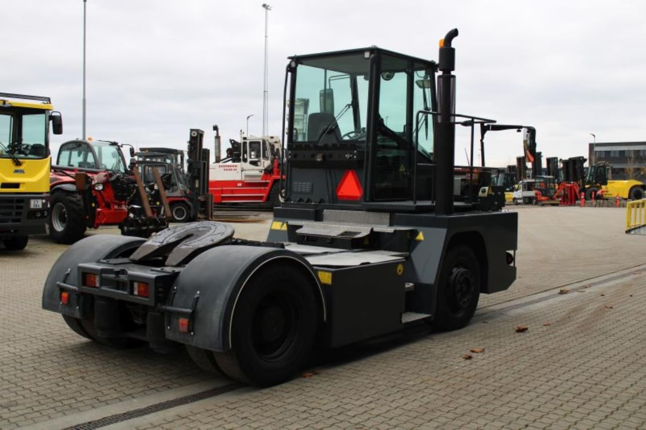 Mafi MT25 - Терминален влекач: снимка 3 Mafi MT25 - Терминален влекач: снимка 3