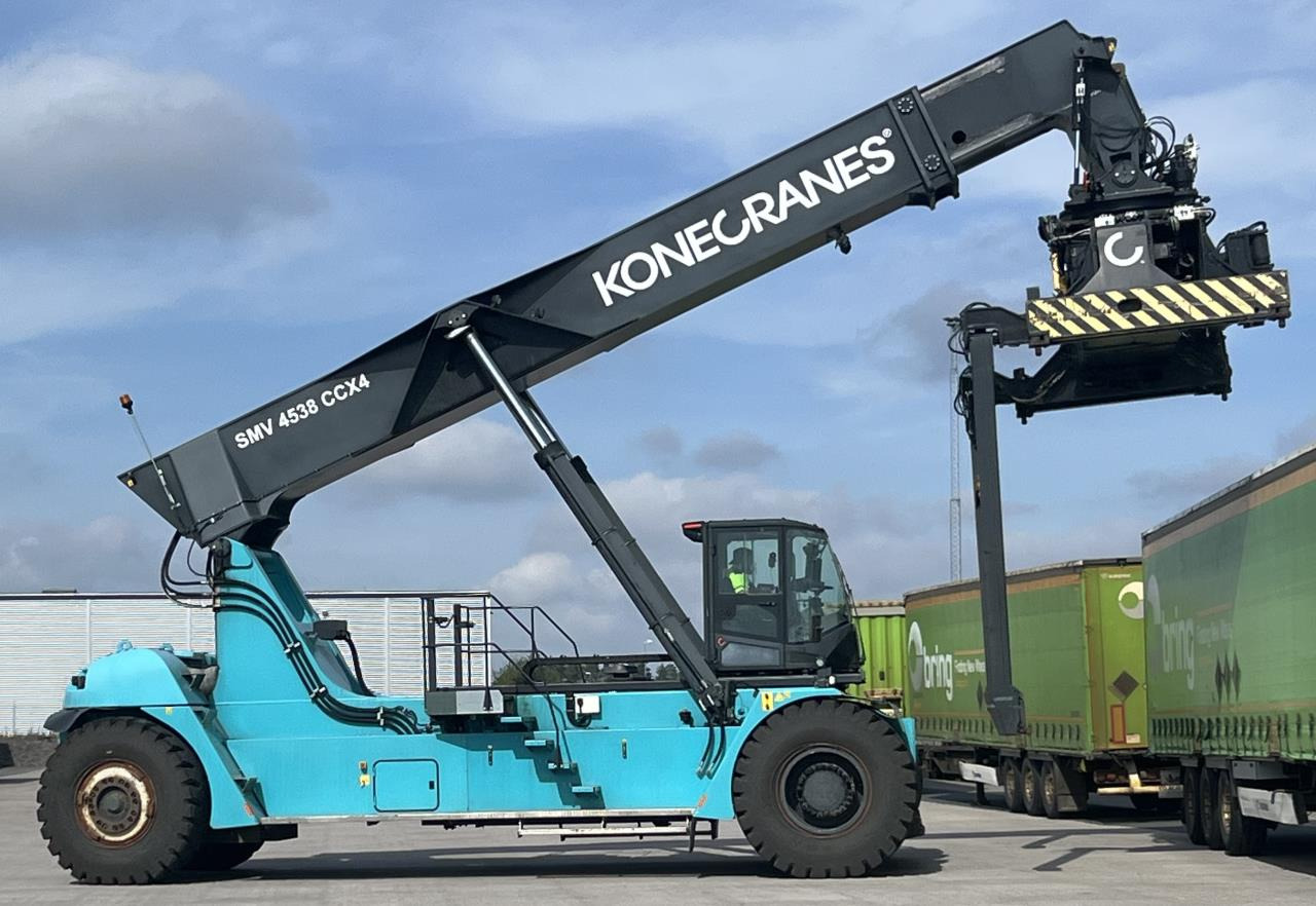 SMV 4538 CCX4 - Ричстакер: снимка 1 SMV 4538 CCX4 - Ричстакер: снимка 1