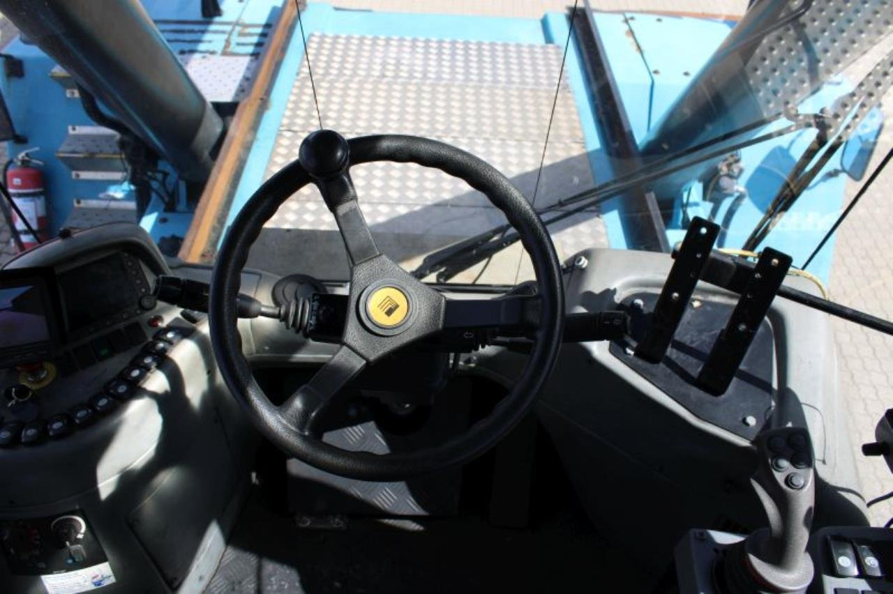 SMV SC45-31 TB5 - Ричстакер: снимка 4 SMV SC45-31 TB5 - Ричстакер: снимка 4