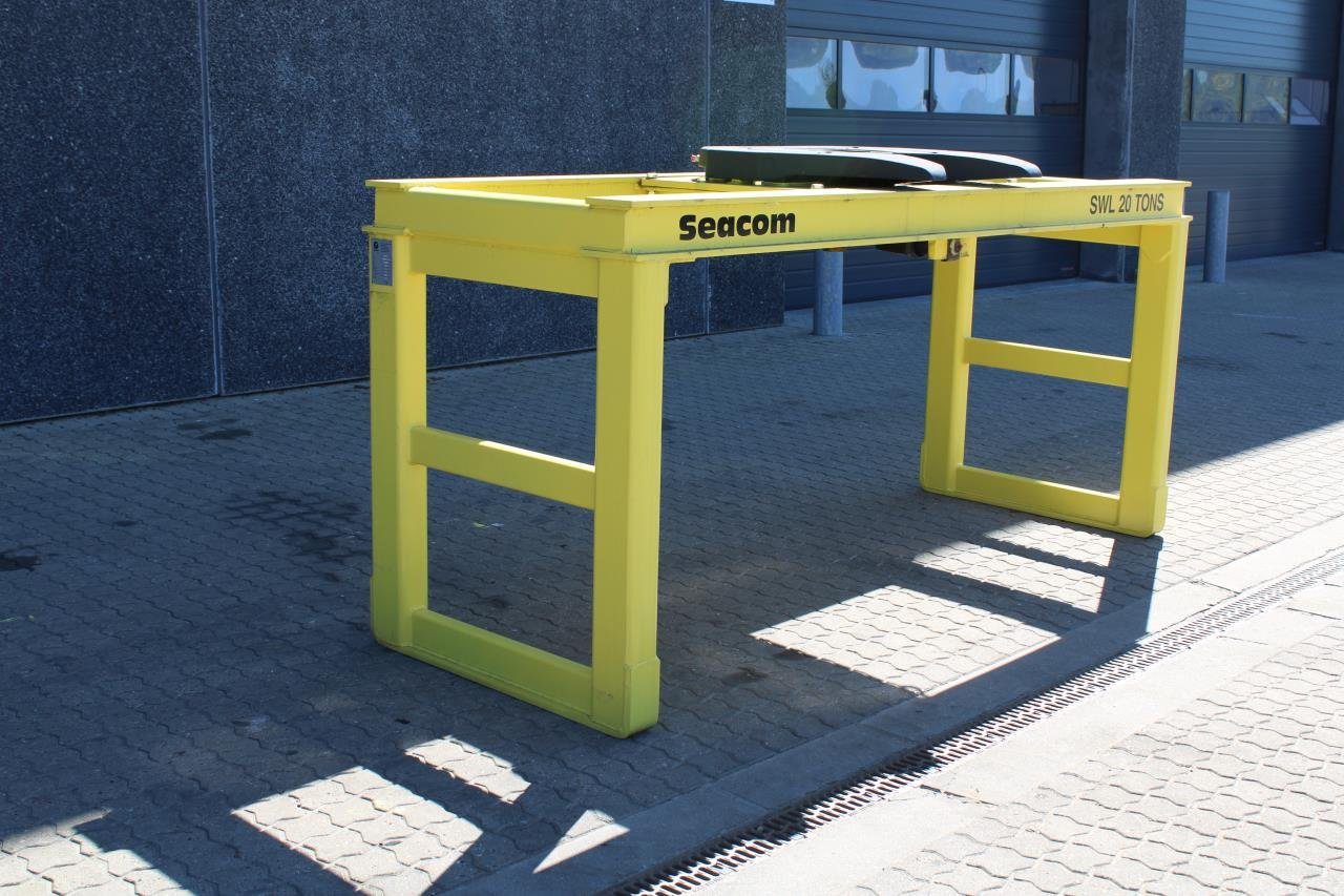 Seacom TRESTLE 20T - Пристанищно оборудване: снимка 2 Seacom TRESTLE 20T - Пристанищно оборудване: снимка 2