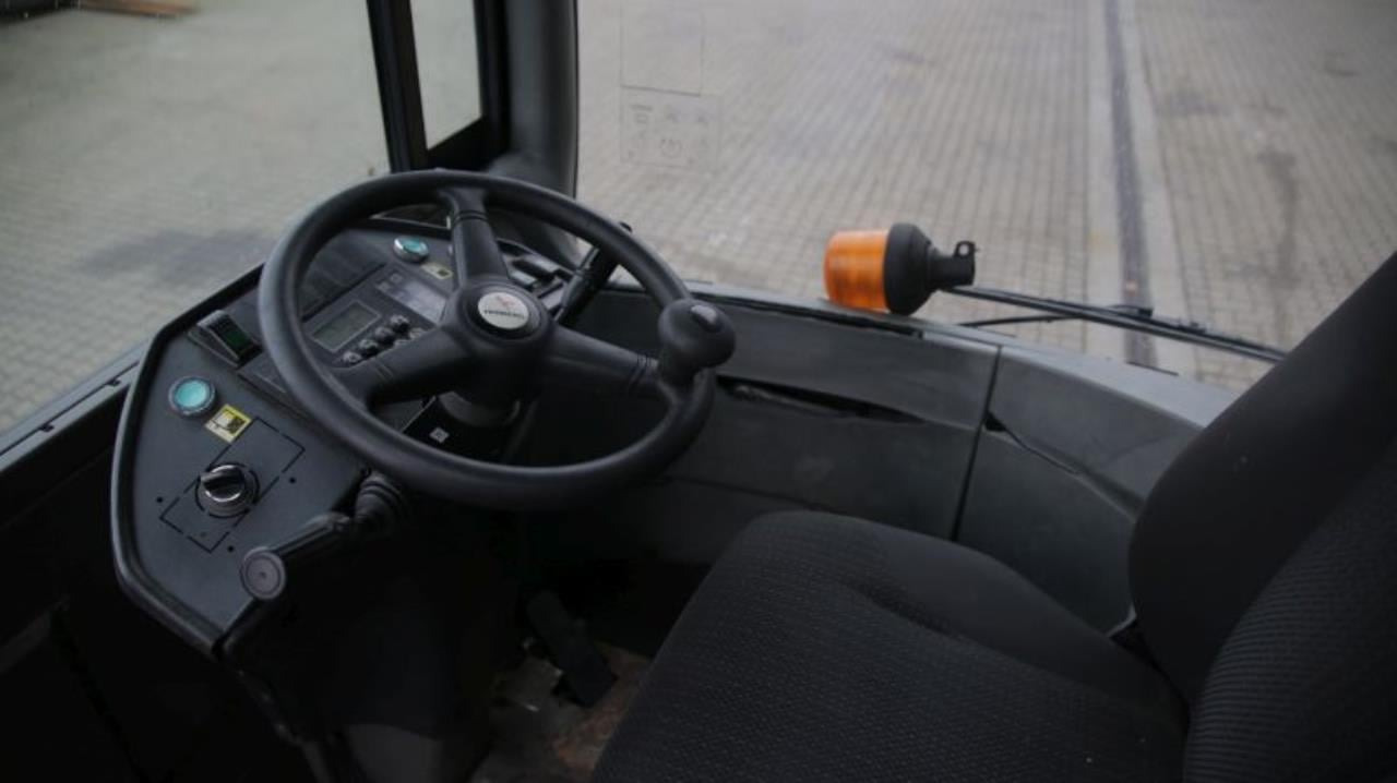 Terberg RT222 - Терминален влекач: снимка 4 Terberg RT222 - Терминален влекач: снимка 4