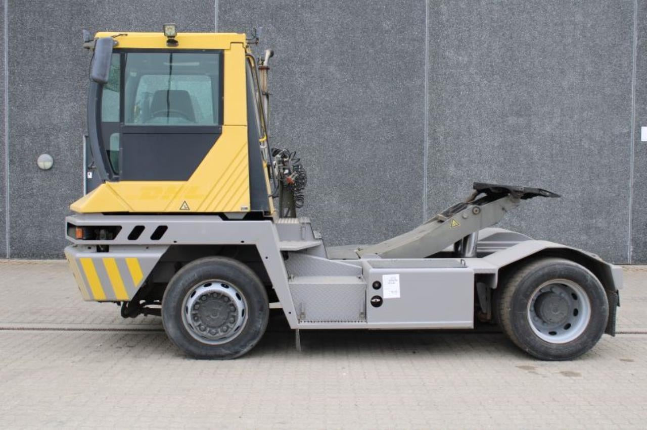 Terberg RT222 - Терминален влекач: снимка 1 Terberg RT222 - Терминален влекач: снимка 1