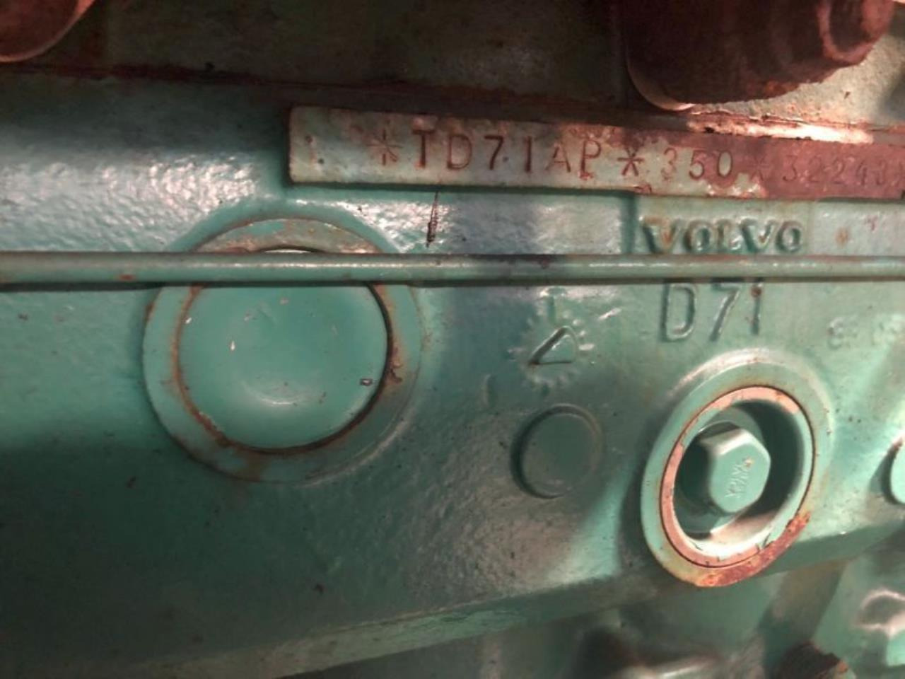 Volvo TD71AP - Двигател: снимка 3 Volvo TD71AP - Двигател: снимка 3