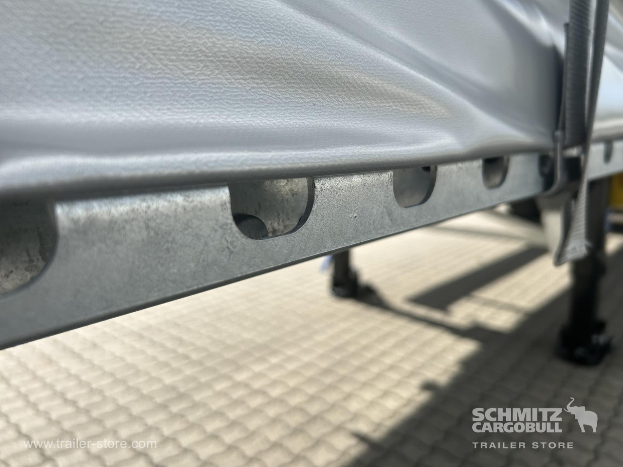 SCHMITZ Auflieger Curtainsider Mega - Брезентово полуремарке: снимка 5 SCHMITZ Auflieger Curtainsider Mega - Брезентово полуремарке: снимка 5