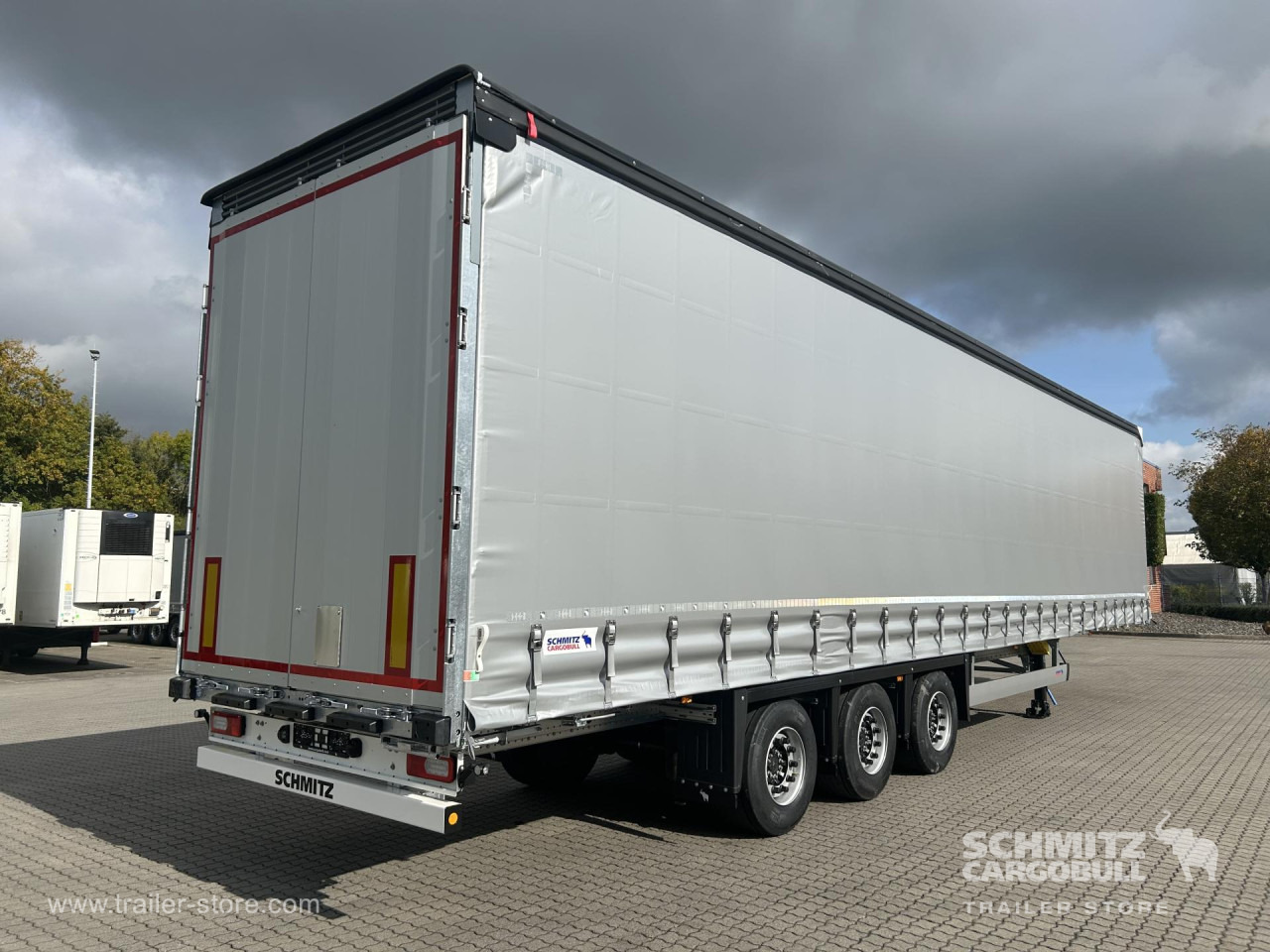 SCHMITZ Auflieger Curtainsider Mega - Брезентово полуремарке: снимка 1 SCHMITZ Auflieger Curtainsider Mega - Брезентово полуремарке: снимка 1