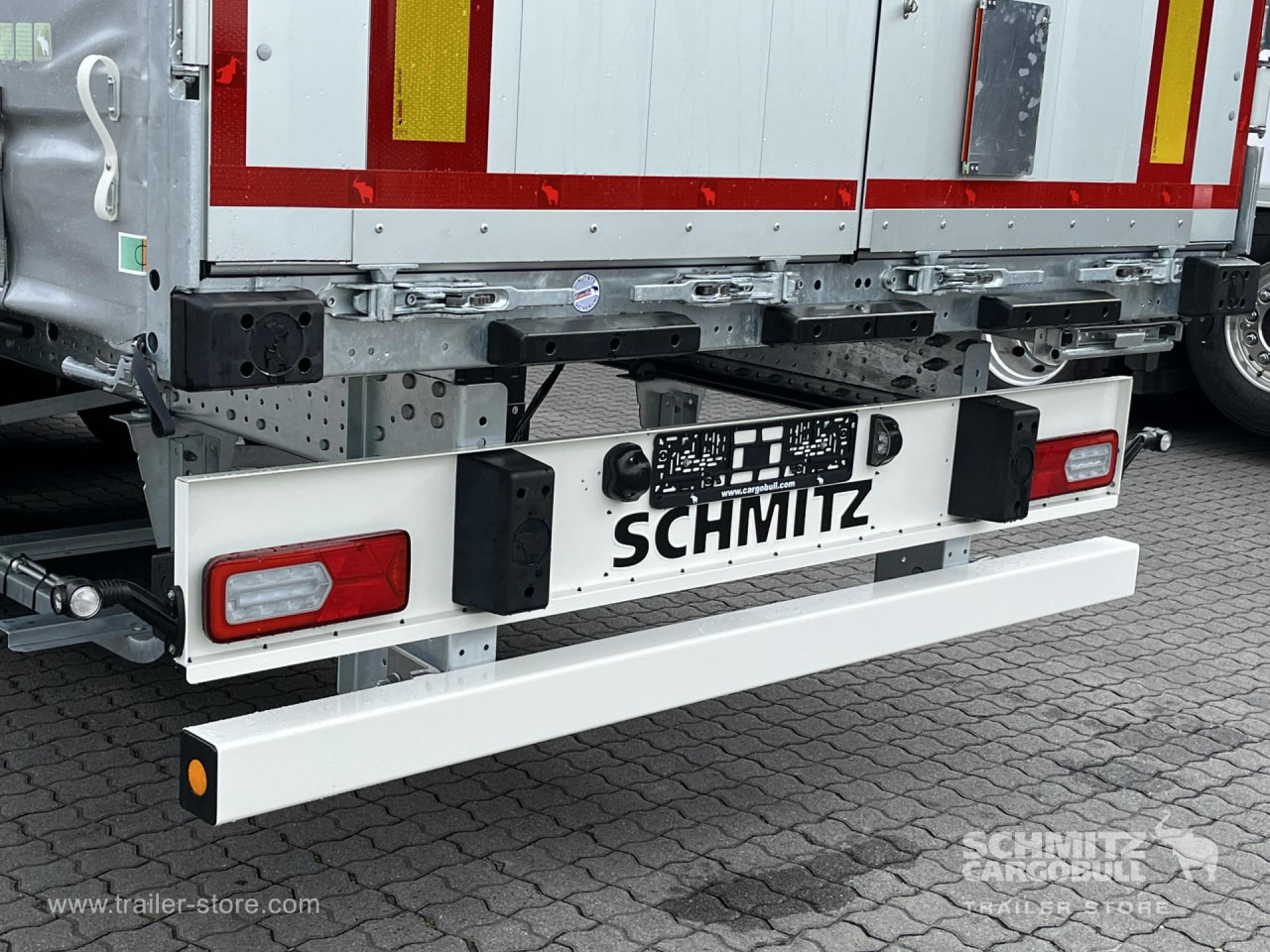 SCHMITZ Auflieger Curtainsider Standard - Брезентово полуремарке: снимка 5 SCHMITZ Auflieger Curtainsider Standard - Брезентово полуремарке: снимка 5