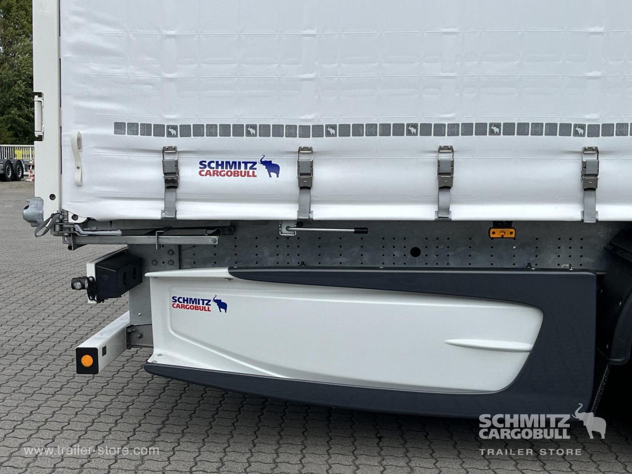 SCHMITZ Auflieger Curtainsider Standard - Брезентово полуремарке: снимка 5 SCHMITZ Auflieger Curtainsider Standard - Брезентово полуремарке: снимка 5