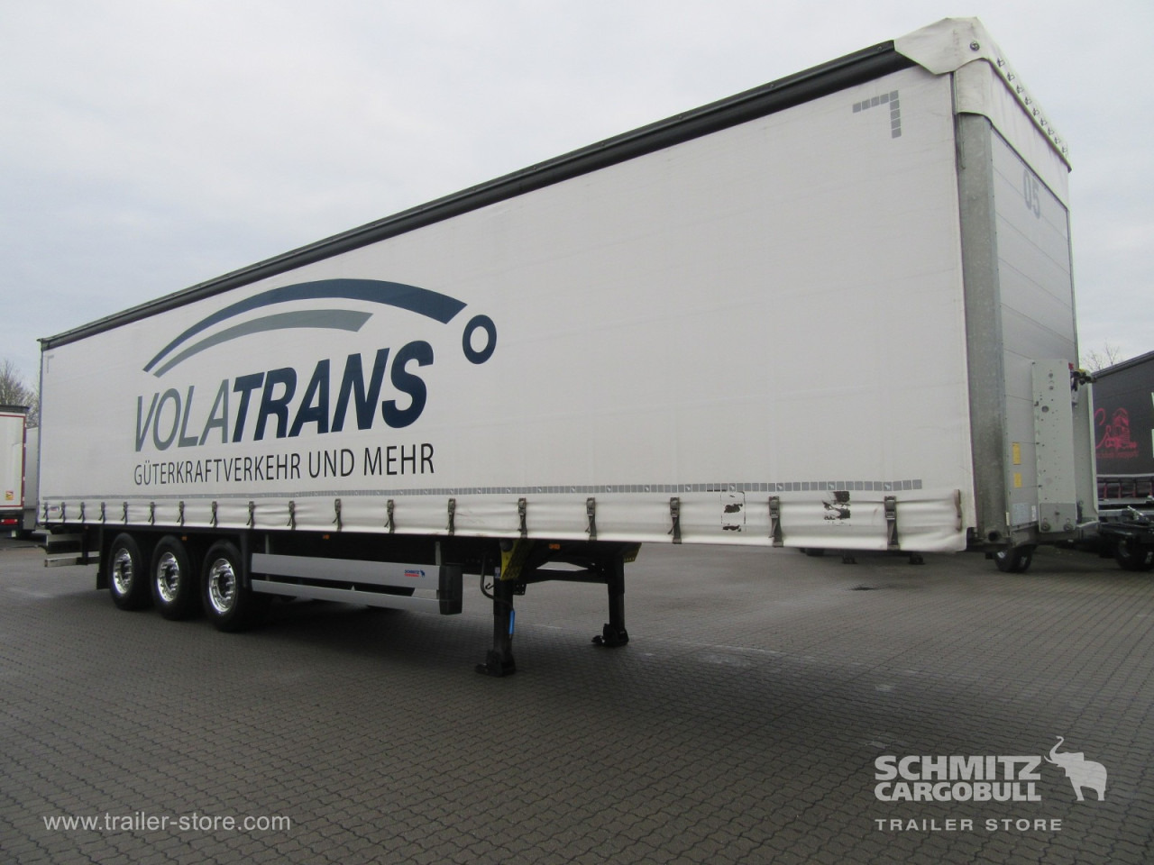 SCHMITZ Auflieger Curtainsider Standard - Брезентово полуремарке: снимка 1 SCHMITZ Auflieger Curtainsider Standard - Брезентово полуремарке: снимка 1