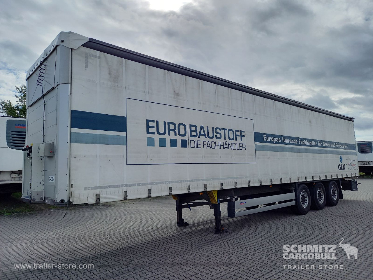 SCHMITZ Auflieger Curtainsider Standard - Брезентово полуремарке: снимка 1 SCHMITZ Auflieger Curtainsider Standard - Брезентово полуремарке: снимка 1