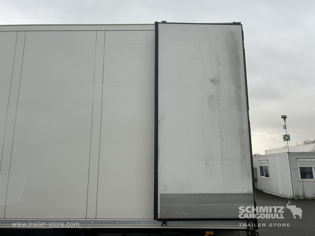 SCHMITZ Auflieger Tiefkühler Standard Double deck - Изотермичен полуремарке: снимка 3 SCHMITZ Auflieger Tiefkühler Standard Double deck - Изотермичен полуремарке: снимка 3