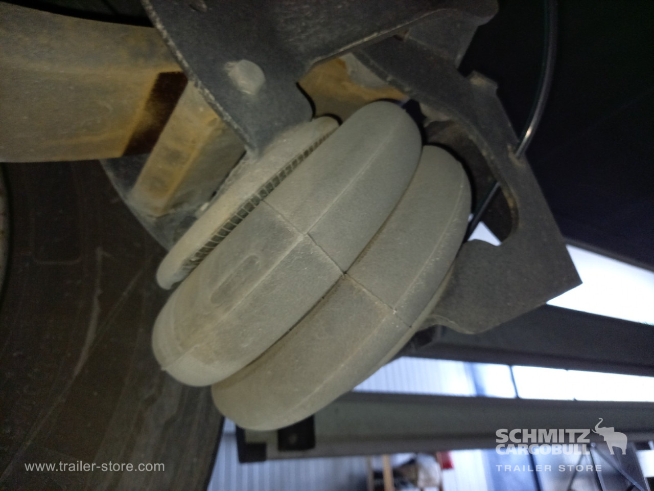 SCHMITZ Auflieger Tiefkühler Standard Double deck - Изотермичен полуремарке: снимка 3 SCHMITZ Auflieger Tiefkühler Standard Double deck - Изотермичен полуремарке: снимка 3