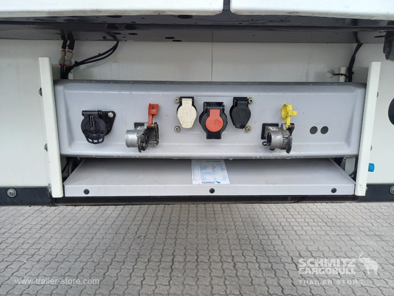 SCHMITZ Auflieger Tiefkühler Standard Double deck - Изотермичен полуремарке: снимка 5 SCHMITZ Auflieger Tiefkühler Standard Double deck - Изотермичен полуремарке: снимка 5