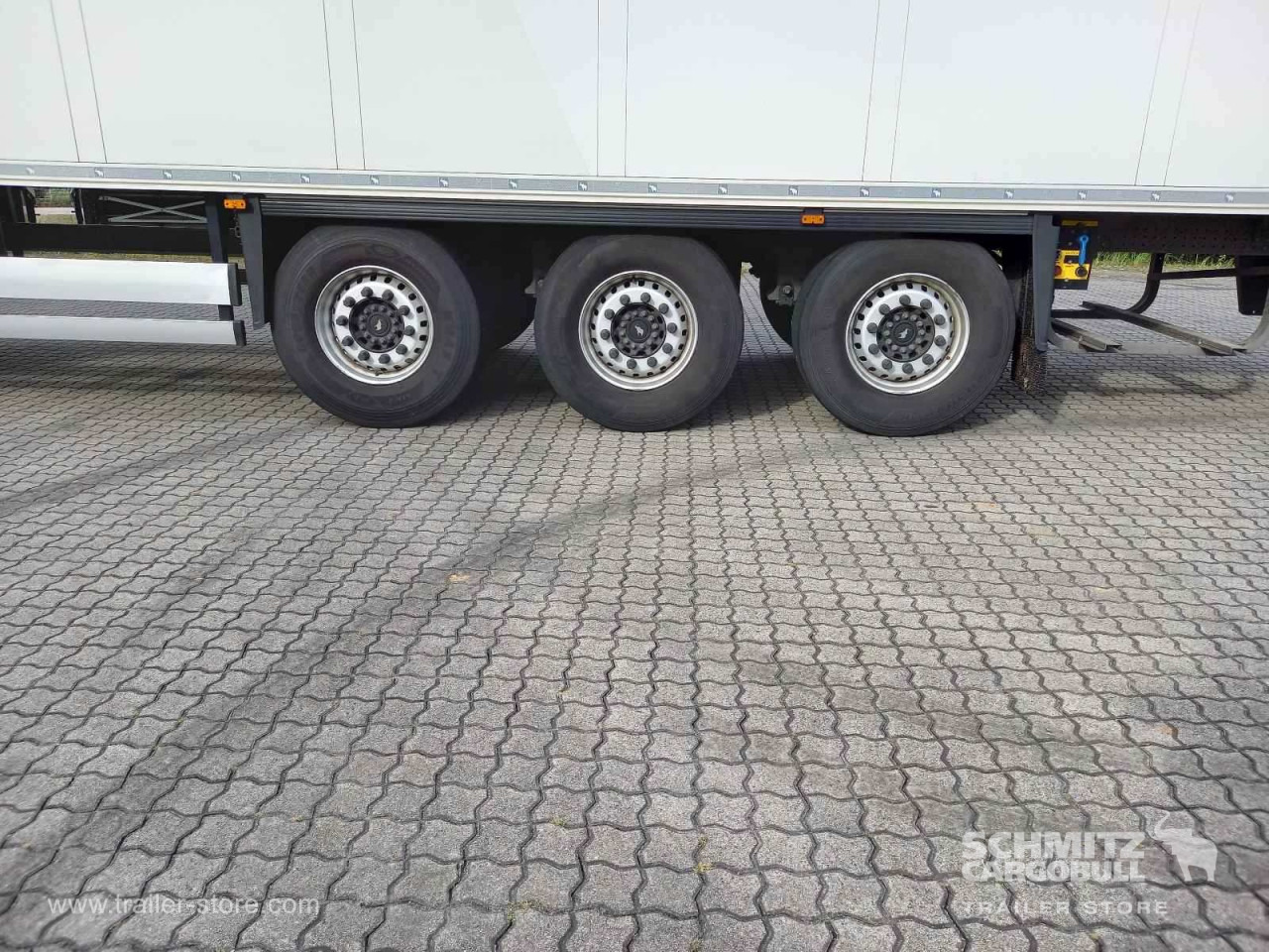 SCHMITZ Auflieger Tiefkühler Standard Double deck - Изотермичен полуремарке: снимка 2 SCHMITZ Auflieger Tiefkühler Standard Double deck - Изотермичен полуремарке: снимка 2