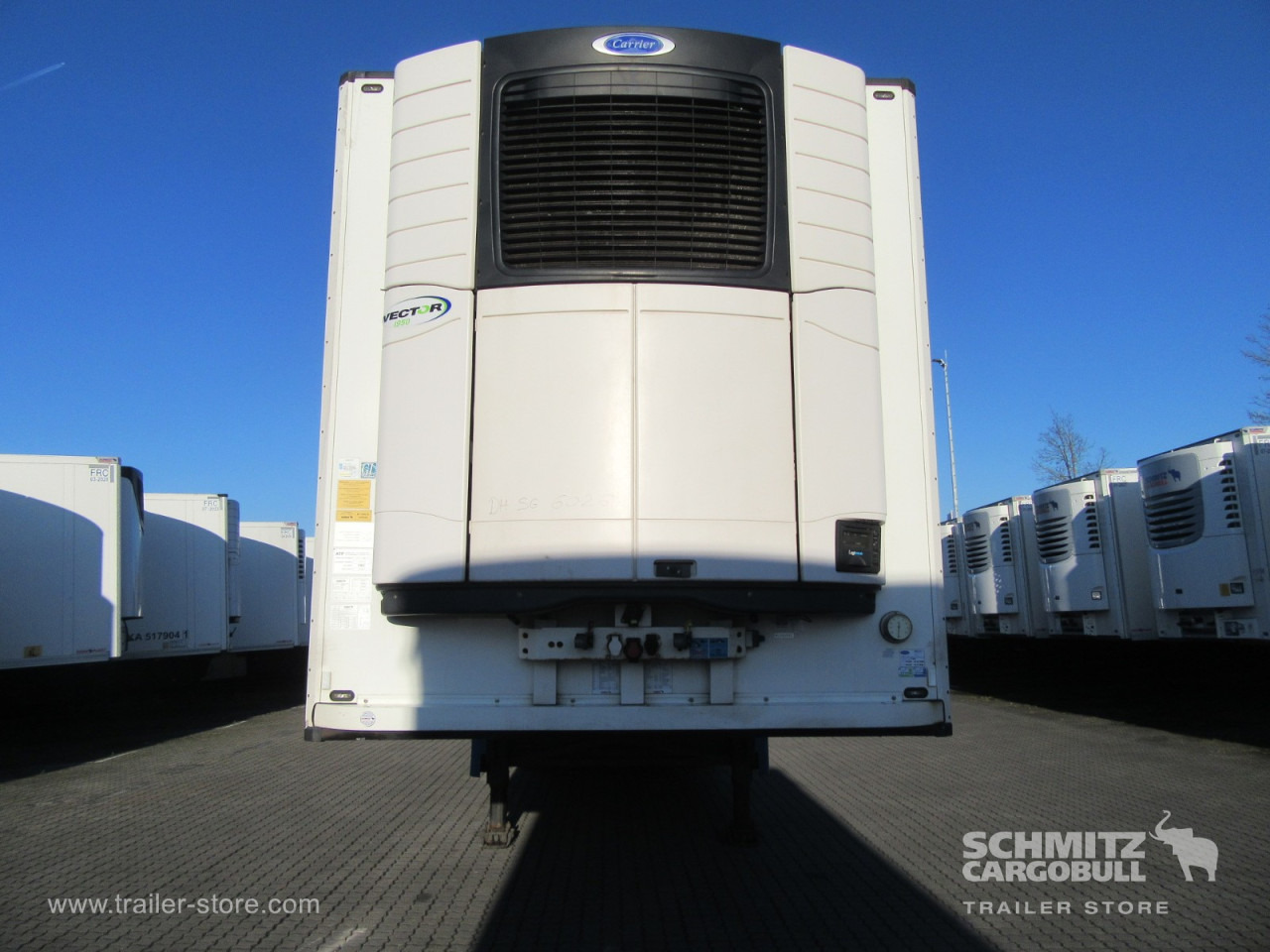 Изотермичен полуремарке SCHMITZ Auflieger Tiefkühler Standard: снимка 15 Изотермичен полуремарке SCHMITZ Auflieger Tiefkühler Standard: снимка 15