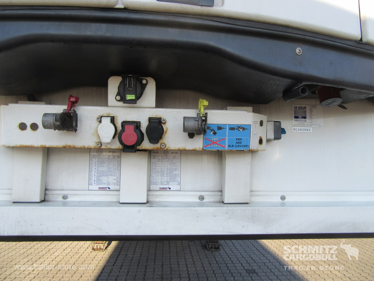 Изотермичен полуремарке SCHMITZ Auflieger Tiefkühler Standard: снимка 6 Изотермичен полуремарке SCHMITZ Auflieger Tiefkühler Standard: снимка 6