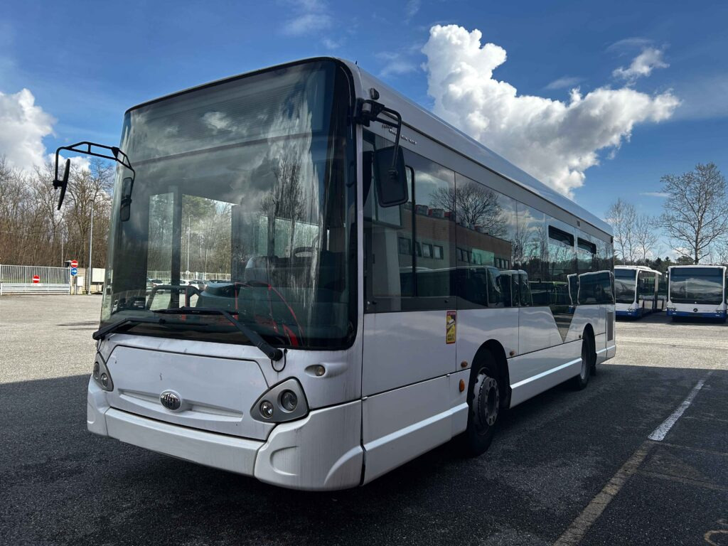 N.6 Heuliez GX 127 – Da 2011 a 2014 - Градски автобус: снимка 3 N.6 Heuliez GX 127 – Da 2011 a 2014 - Градски автобус: снимка 3