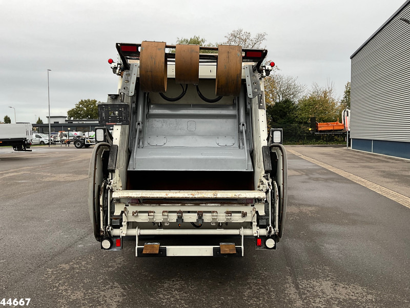DAF FA LF 230 Euro 6 RHD Terberg 8m³ Just 67.505 Km! - Боклукчийска кола: снимка 4 DAF FA LF 230 Euro 6 RHD Terberg 8m³ Just 67.505 Km! - Боклукчийска кола: снимка 4
