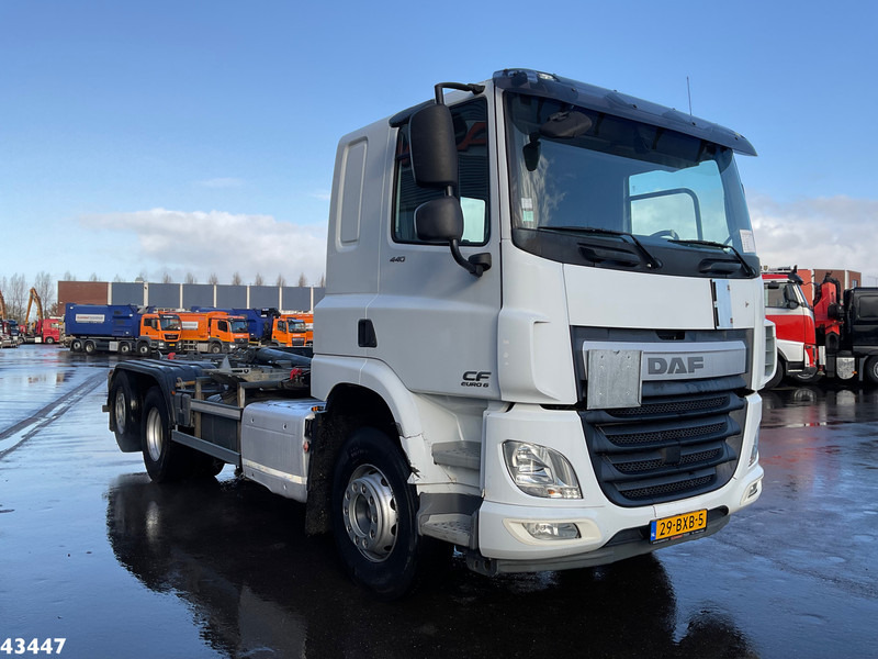 DAF FAN CF 440 Euro 6 20 Ton haakarmsysteem - Мултилифт с кука камион: снимка 4 DAF FAN CF 440 Euro 6 20 Ton haakarmsysteem - Мултилифт с кука камион: снимка 4