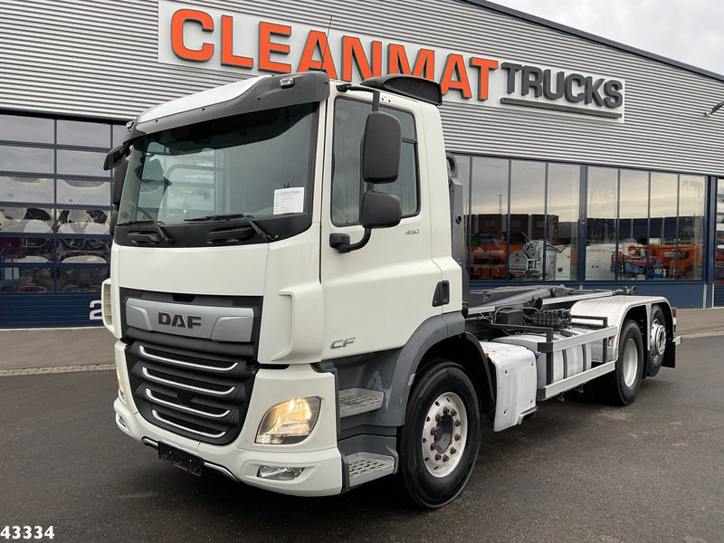 DAF FAN CF 450 Euro 6 ZF Intarder VDL 21 Ton haakarmsysteem - Мултилифт с кука камион: снимка 2 DAF FAN CF 450 Euro 6 ZF Intarder VDL 21 Ton haakarmsysteem - Мултилифт с кука камион: снимка 2