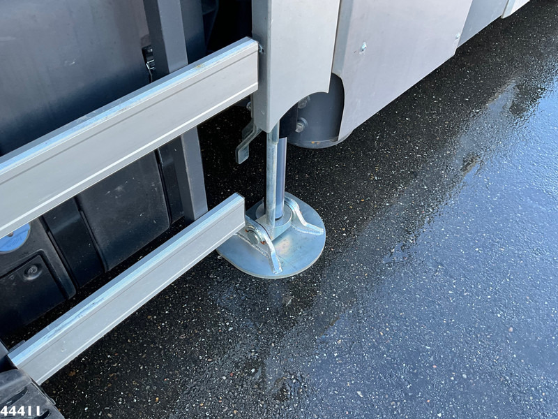 Лизинг на DAF FAQ XD 450 8x2 Euro 6 HMF 28 Tonmeter laadkraan DAF FAQ XD 450 8x2 Euro 6 HMF 28 Tonmeter laadkraan: снимка 9 Лизинг на DAF FAQ XD 450 8x2 Euro 6 HMF 28 Tonmeter laadkraan DAF FAQ XD 450 8x2 Euro 6 HMF 28 Tonmeter laadkraan: снимка 9