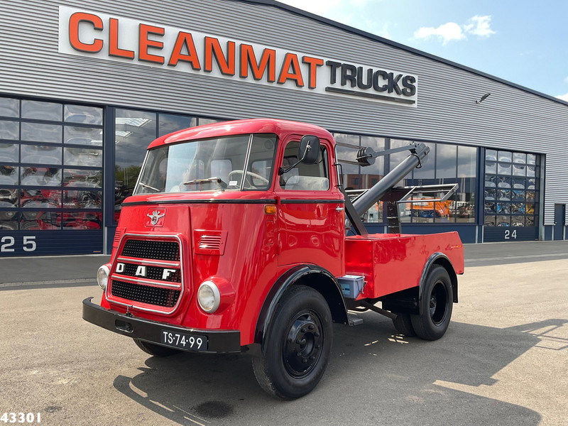 DAF T1300 ''Kikker'' Bergingswagen - Камион пътна помощ: снимка 2 DAF T1300 ''Kikker'' Bergingswagen - Камион пътна помощ: снимка 2