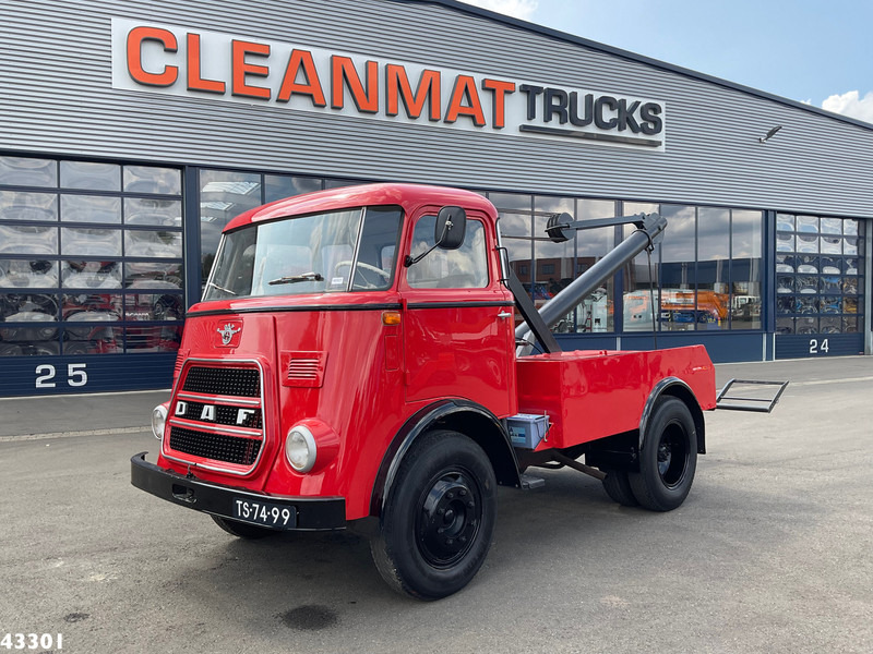 DAF T1300 ''Kikker'' Bergingswagen - Камион пътна помощ: снимка 1 DAF T1300 ''Kikker'' Bergingswagen - Камион пътна помощ: снимка 1