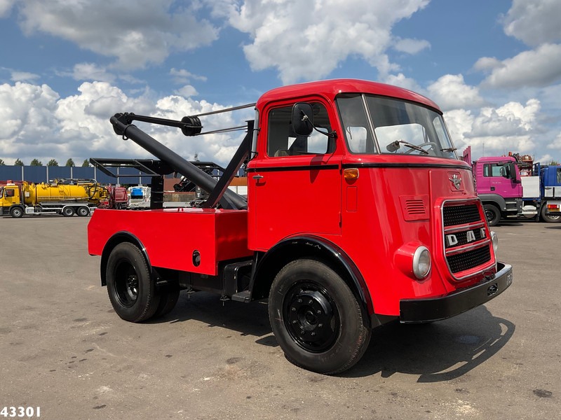 DAF T1300 ''Kikker'' Bergingswagen - Камион пътна помощ: снимка 3 DAF T1300 ''Kikker'' Bergingswagen - Камион пътна помощ: снимка 3